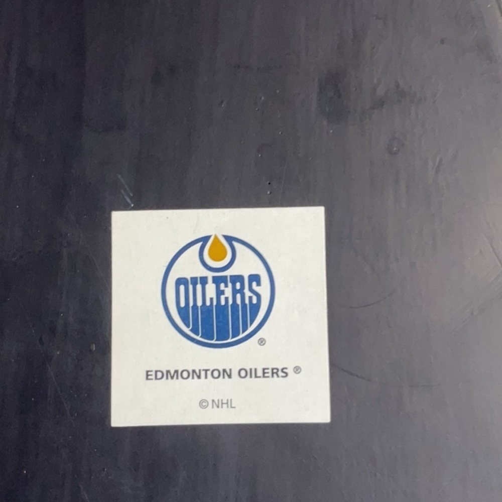 Vintage Edmonton Oilers jersey  Decor - Picture 7 of 7